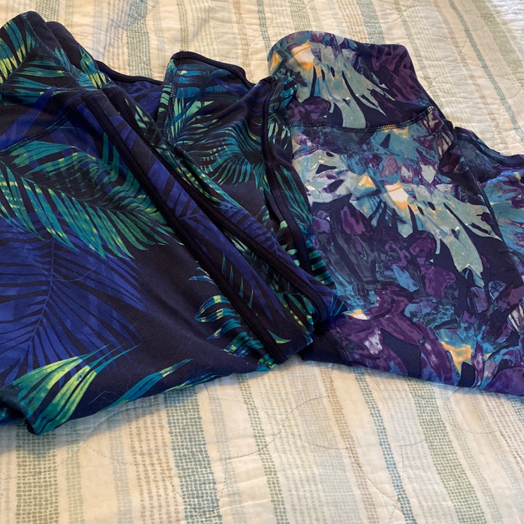 2 Workout Patterned Pants